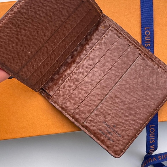 Louis Vuitton Men’s Wallet - Picture 4 of 14